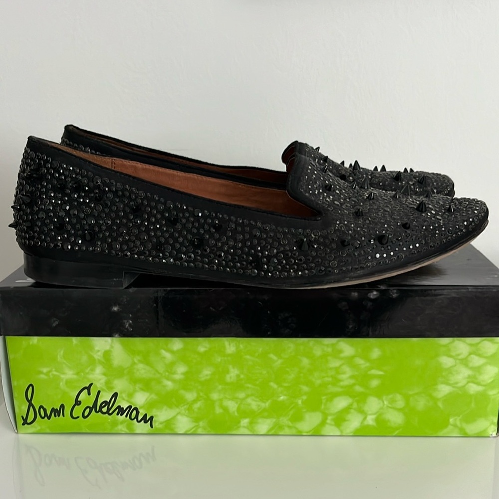 S-Adena Black Satin Sam Edelamn